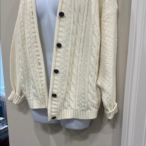 White Stag Cozy Cream Cable Knit Cardigan-  XL - Picture 3 of 4